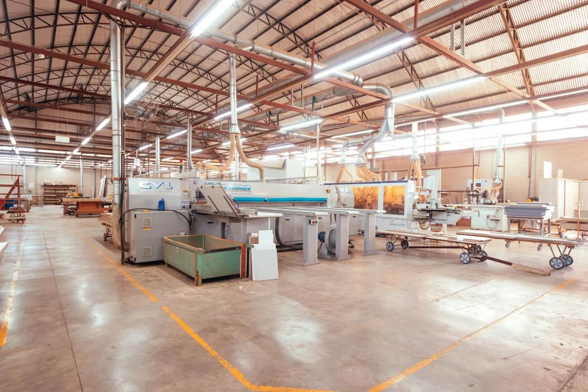 Fabbrica italiana con AI on-premise: investimenti agevolati dalla Transizione 5.0 2026-2028